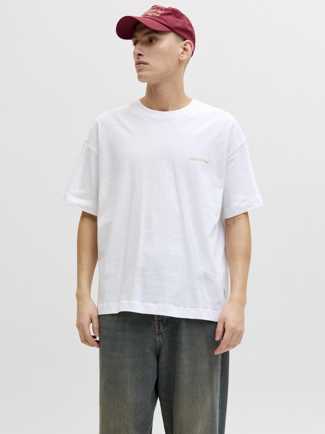 model_shot-front